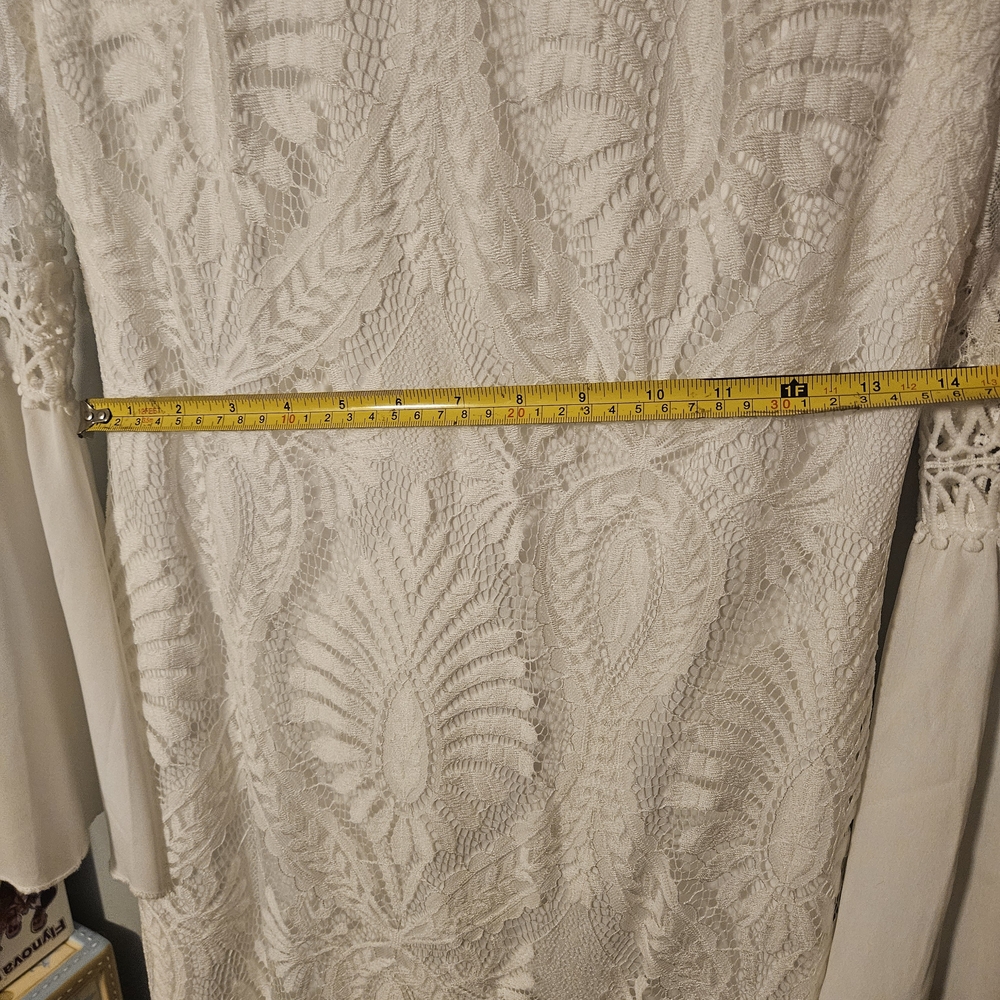 Chic White Lace Long Sleeve Dress - Picture 11 of 14